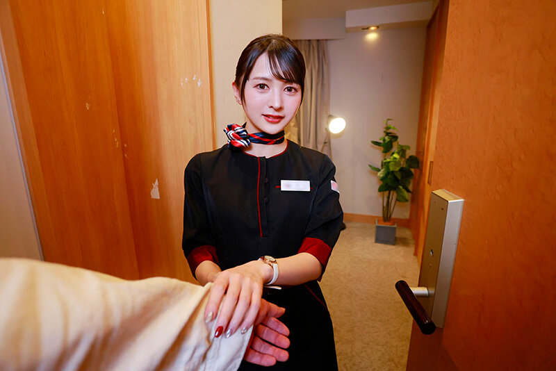 【VR】【8K】肉食CAさんの唾液た～っぷり濃厚ベロチューと極上の乳首こねくり騎乗位！捕まえた男を狂わすWコンボ責めで一晩中何度も射精させる 幸村泉希 サンプル画像 3