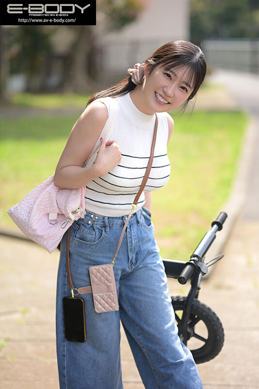 おっとり優しい兄嫁さんに「母乳飲ませて」とお願いしてみたら…。 柏木ふみか サンプル画像 2