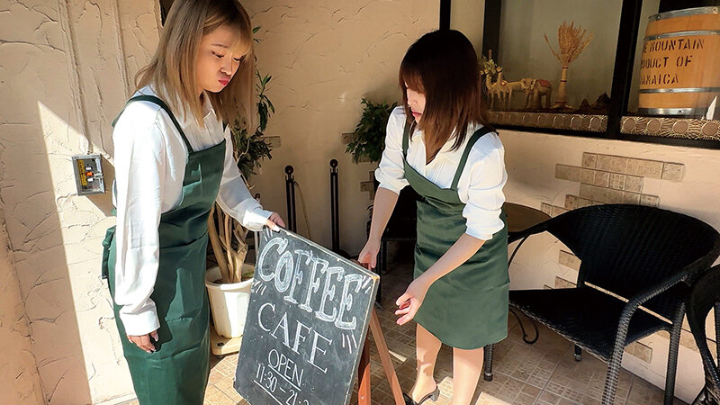カフェ店員同僚3名 性的いじめ りか/あかり/なお サンプル画像 1