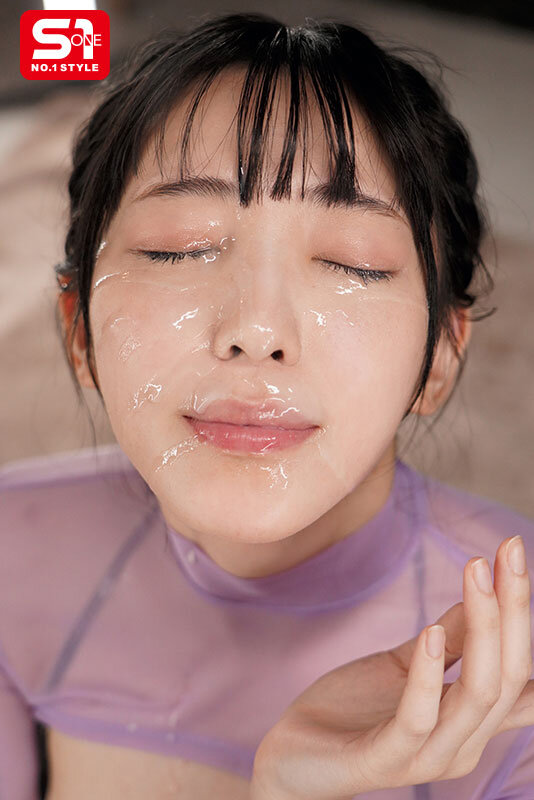 こんな美少女に精子ぶっかけていいんですか！？ エスワン女優の美しく整ったご尊顔にクッソ最高の顔射260連発 8時間 サンプル画像 4