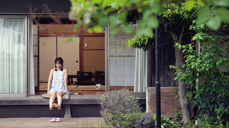 パイパン田舎美少女～ふと、思い出した小さな頃の記憶を確かめに…～つるぺたパイぱんお漏らしめるちゃん149cm 小日向める サンプル画像 2